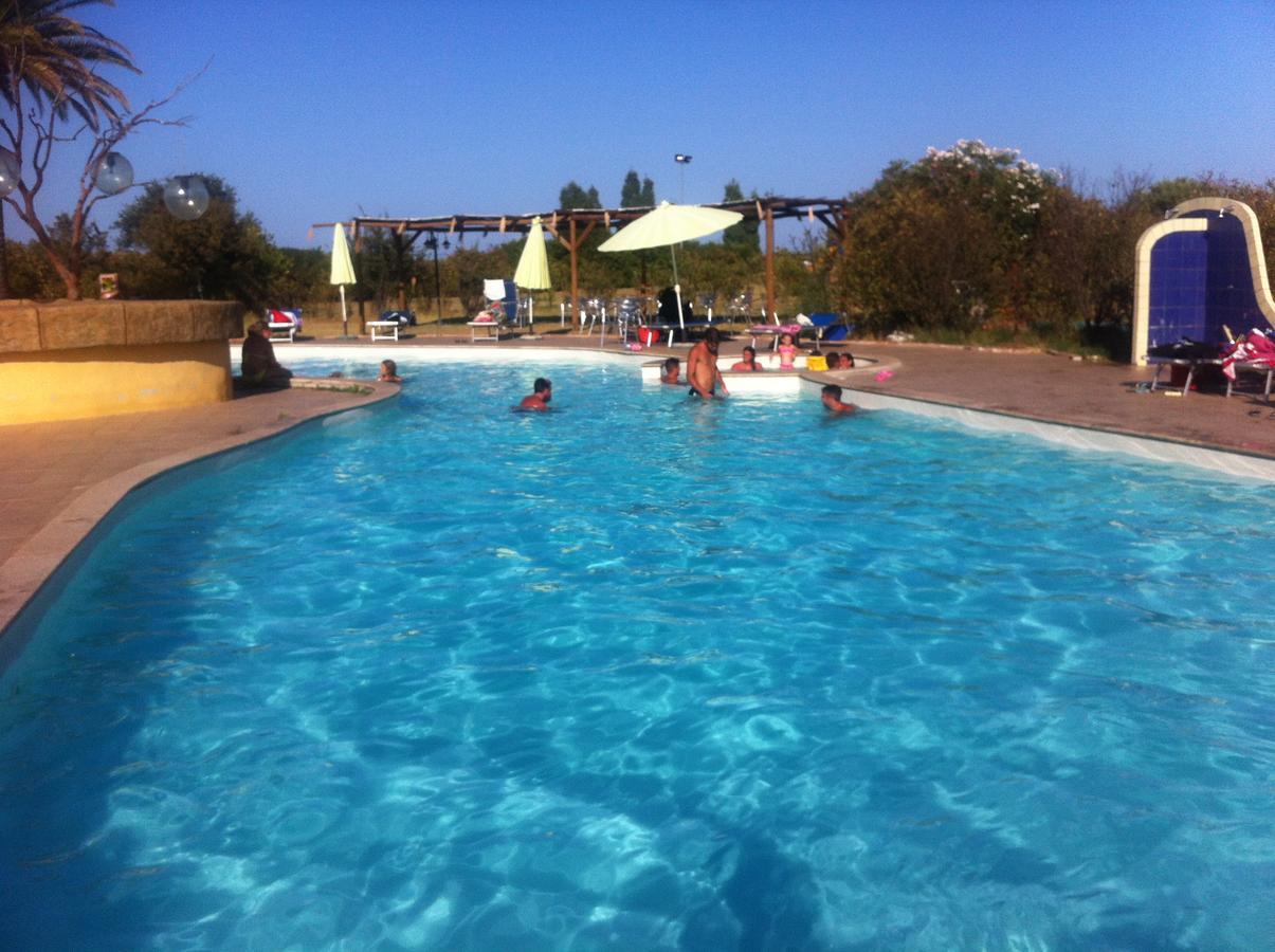 Hotel Minnia Budoni Εξωτερικό φωτογραφία