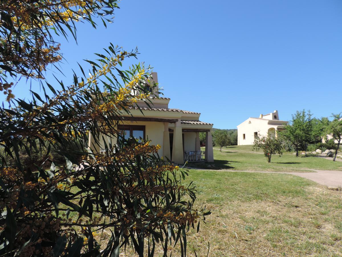 Hotel Minnia Budoni Εξωτερικό φωτογραφία