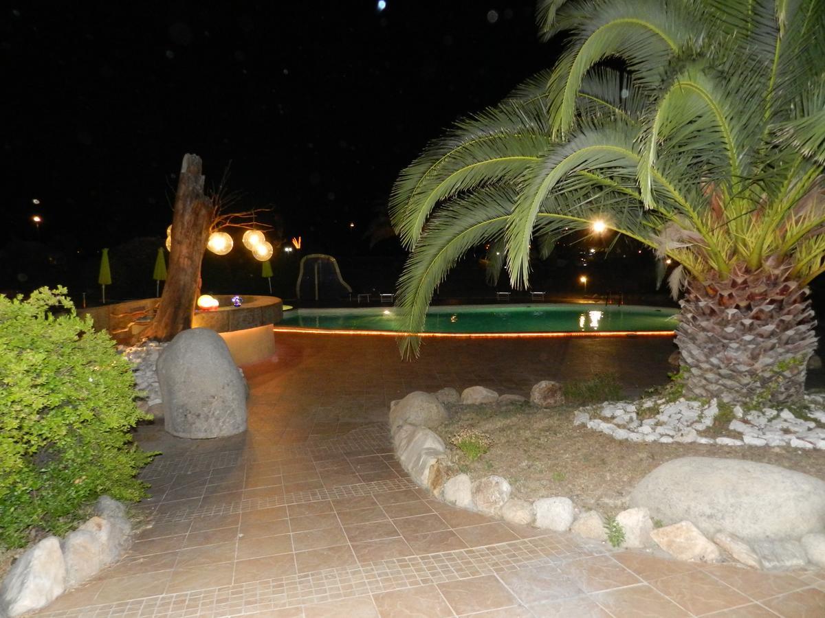 Hotel Minnia Budoni Εξωτερικό φωτογραφία