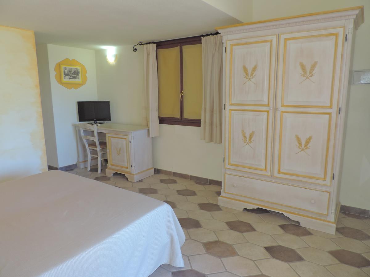 Hotel Minnia Budoni Εξωτερικό φωτογραφία
