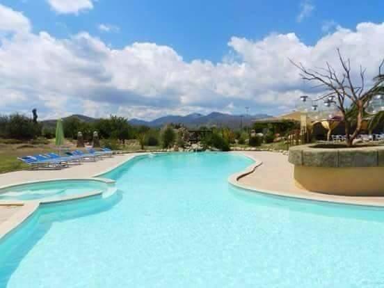 Hotel Minnia Budoni Εξωτερικό φωτογραφία